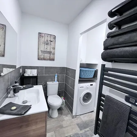 Apartament La Petite Cour